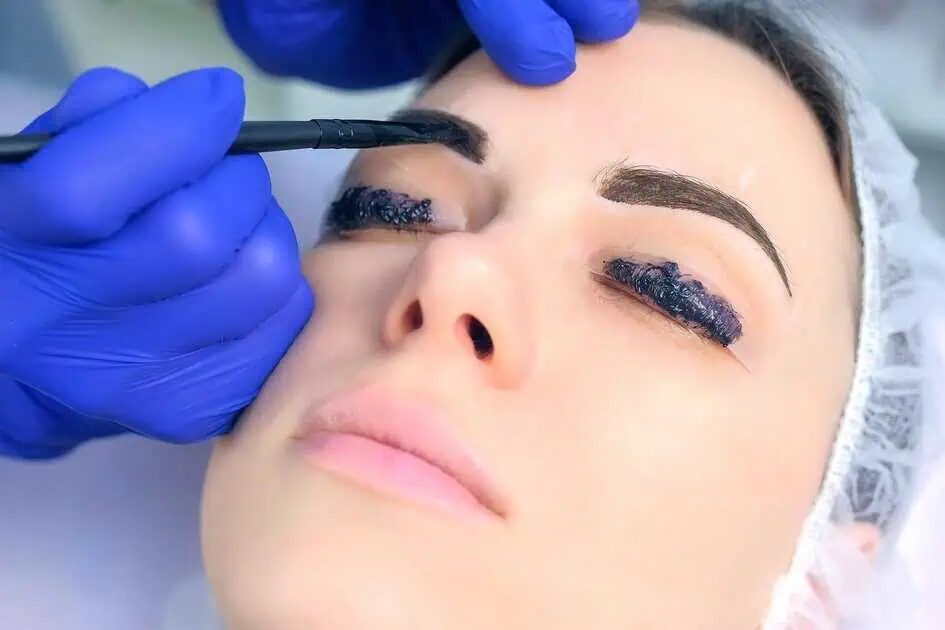 The Ultimate Guide to Lash and Brow Tinting: What You Need to Know